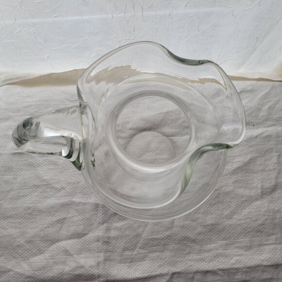 Ruffled Clear Glass Pitcher With Curved Handle & Wide Spout - Picture 7 of 7